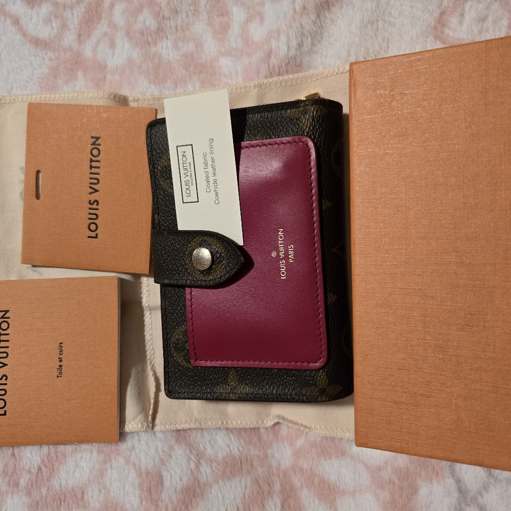 Louis Vuitton Juliette Fuschia Monogram Wallet
